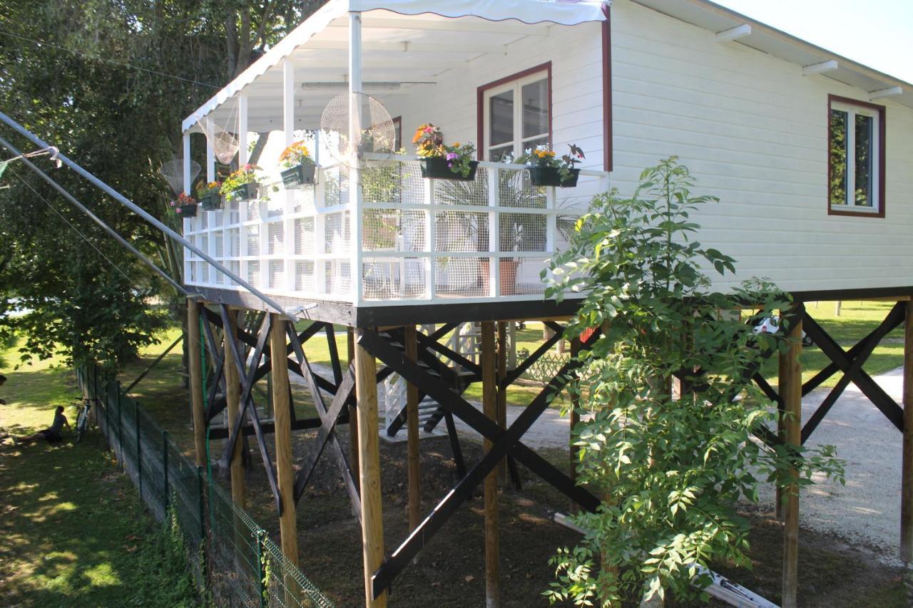 Camping Belle Riviere Chaniers Dış mekan fotoğraf