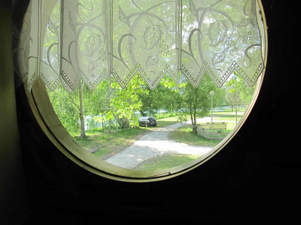 Camping Belle Riviere Chaniers Dış mekan fotoğraf