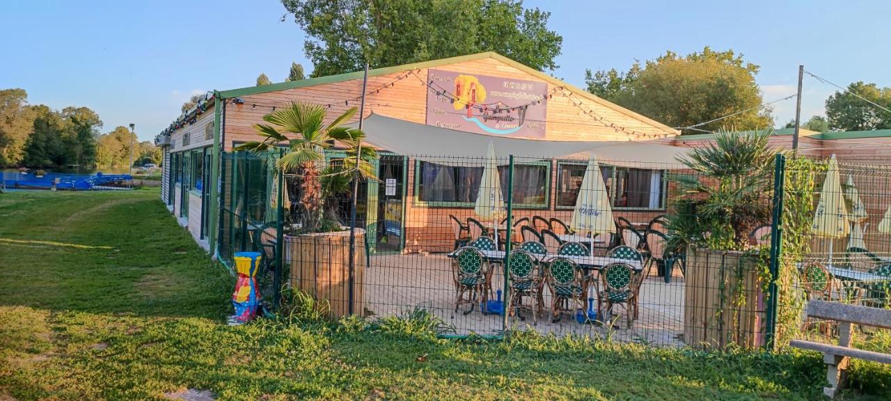 Camping Belle Riviere Chaniers Dış mekan fotoğraf