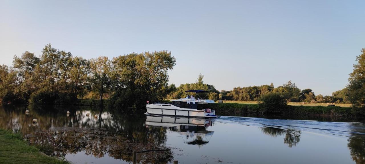 Camping Belle Riviere Chaniers Dış mekan fotoğraf