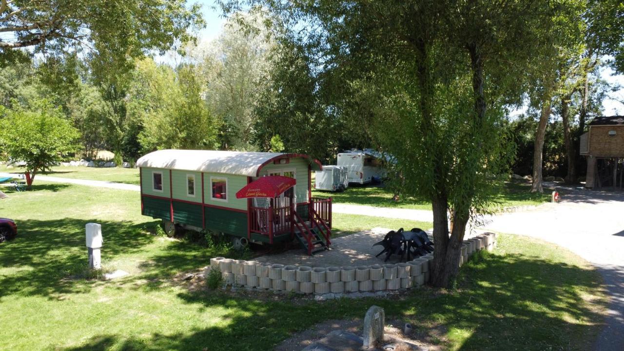 Camping Belle Riviere Chaniers Dış mekan fotoğraf